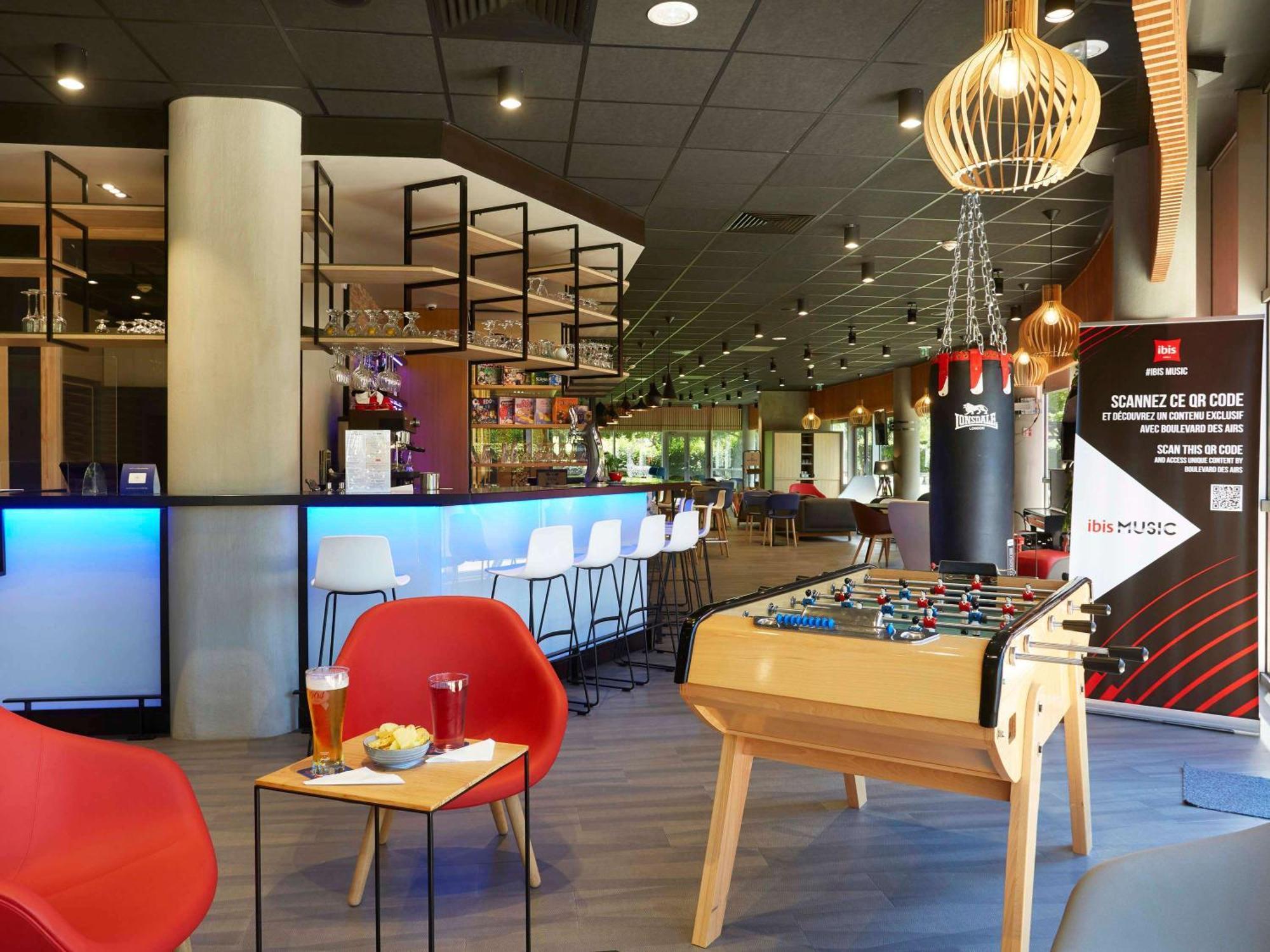 Ibis Archamps Porte De Geneve Exterior foto