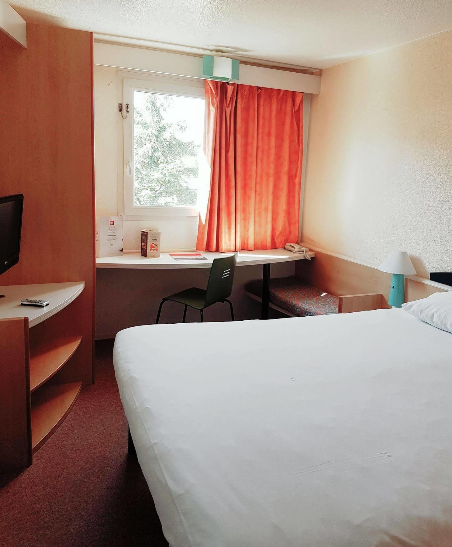 Ibis Archamps Porte De Geneve Exterior foto